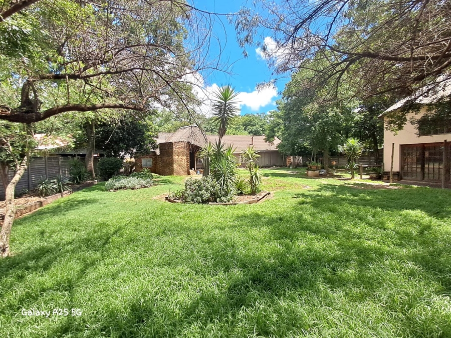 5 Bedroom Property for Sale in Sasolburg Ext 4 Free State